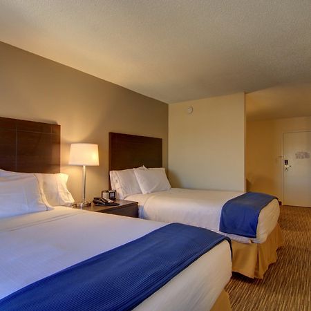 Holiday Inn Express & Suites Alpharetta By Ihg Exterior foto