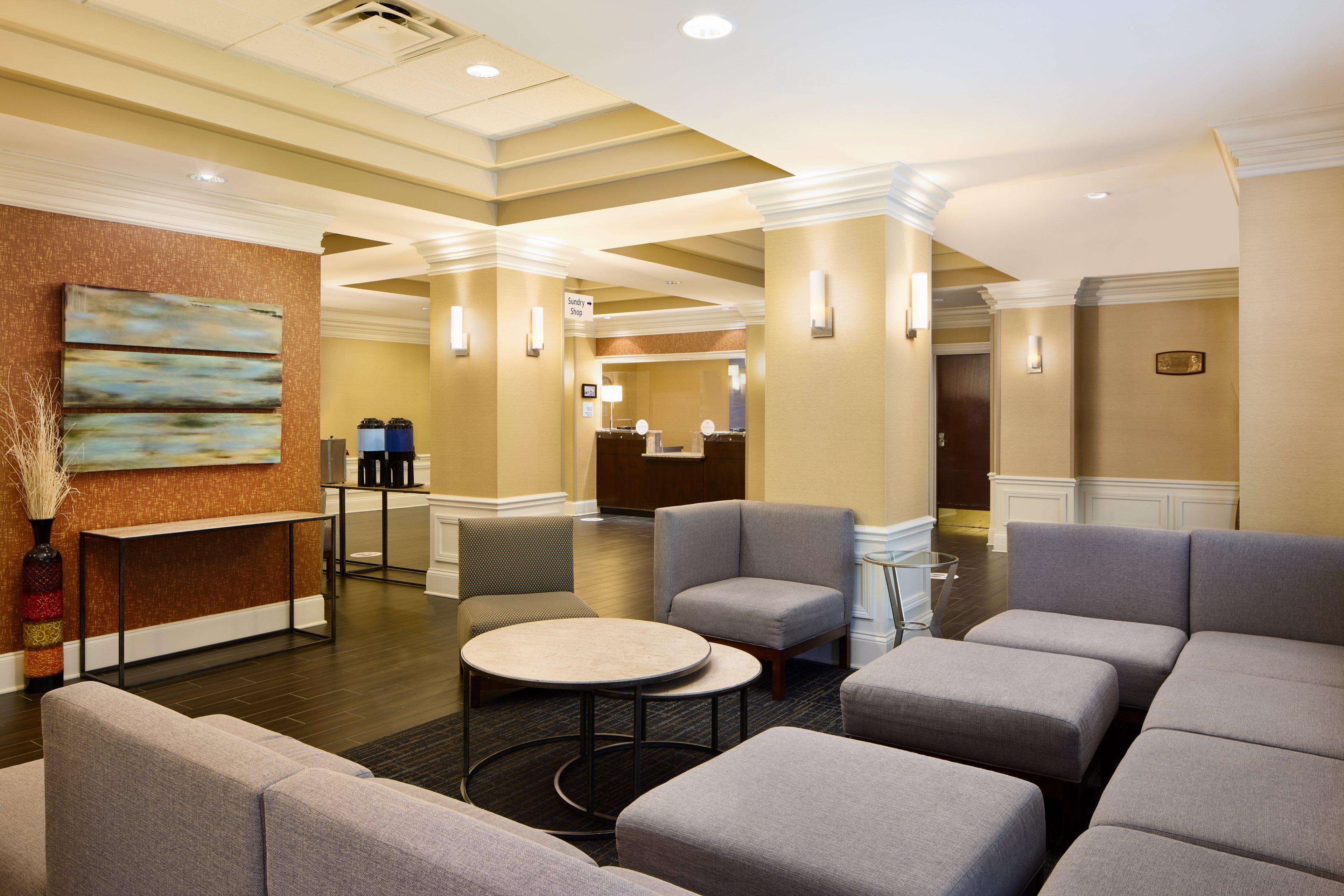 Holiday Inn Express & Suites Alpharetta By Ihg Exterior foto
