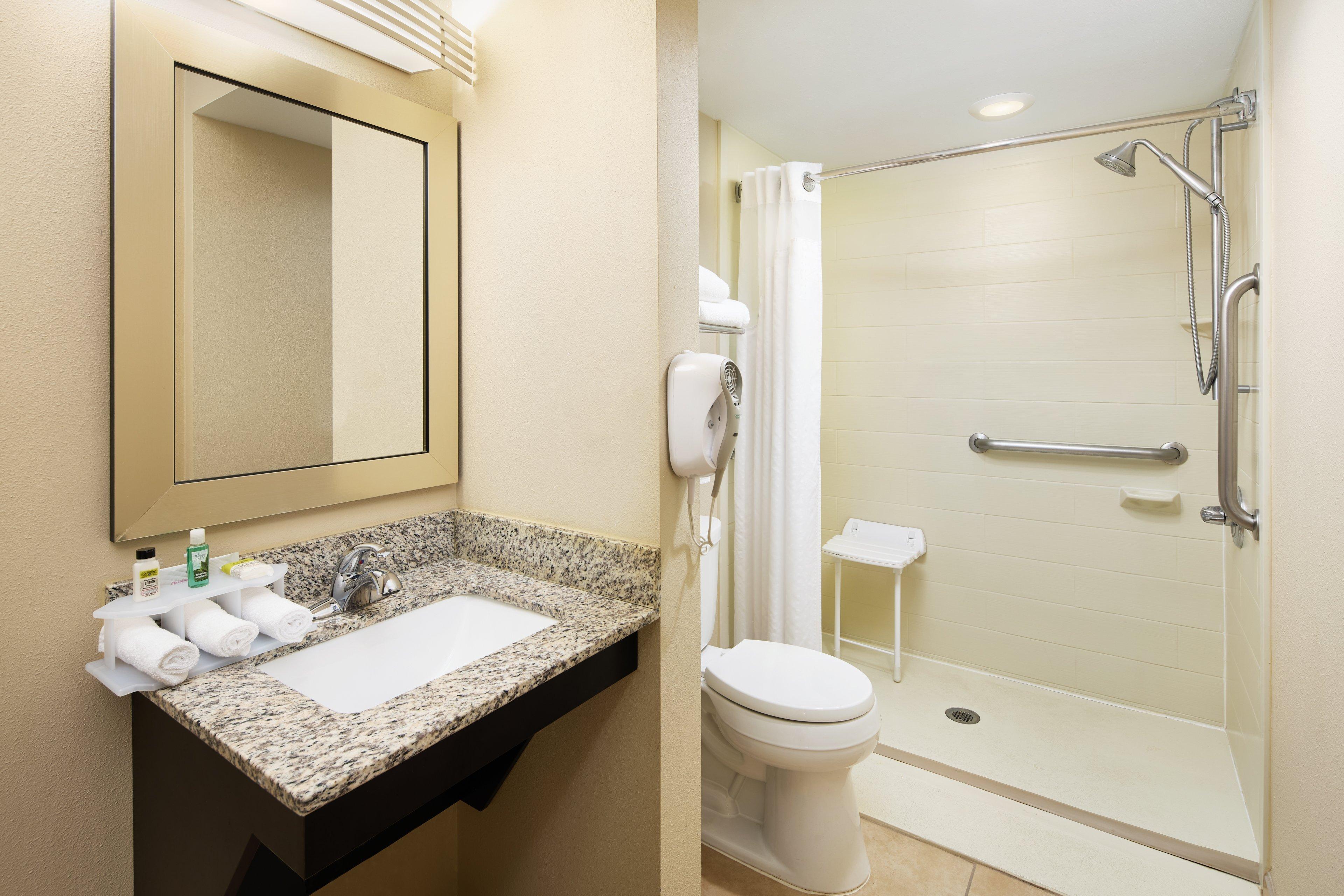 Holiday Inn Express & Suites Alpharetta By Ihg Exterior foto