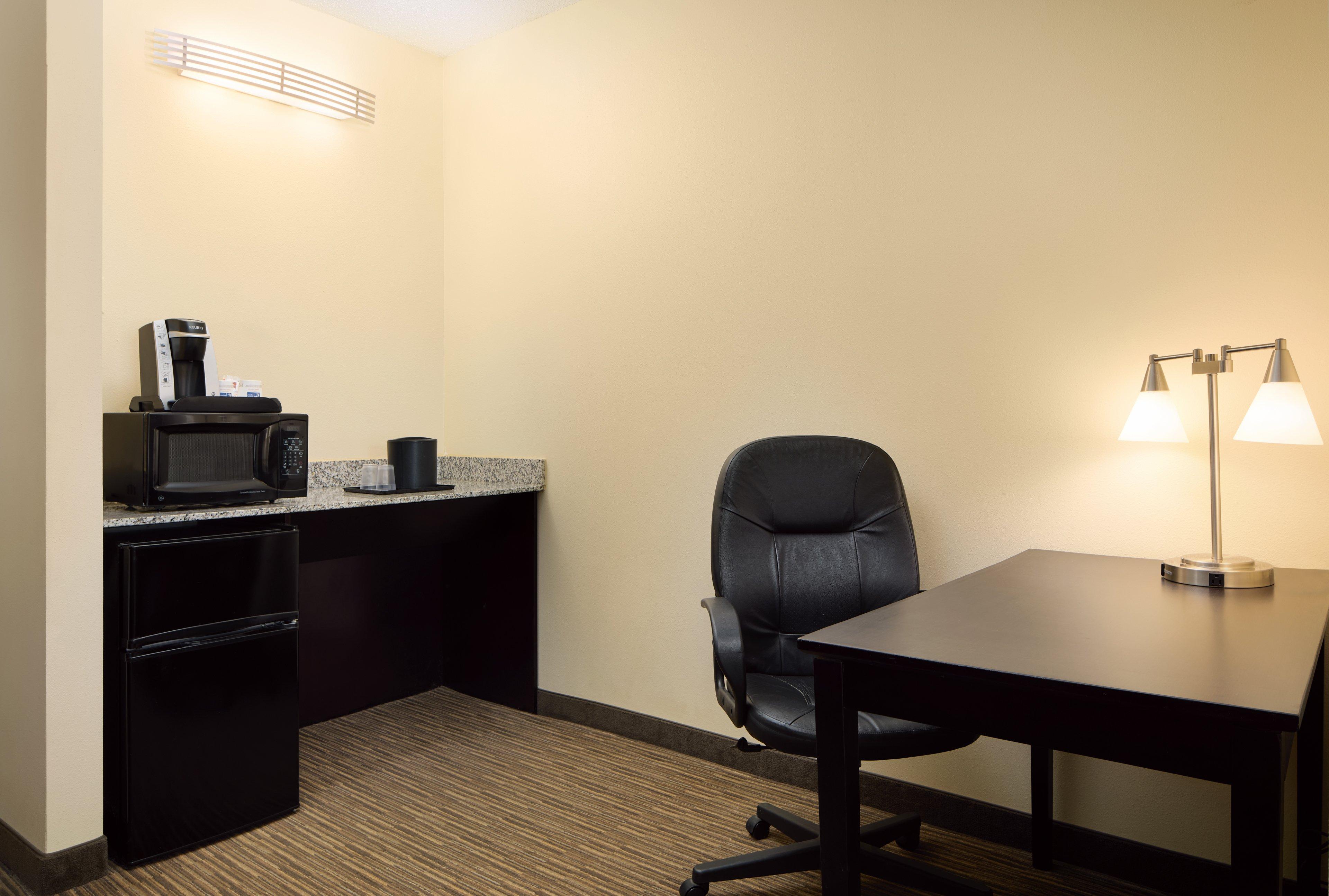 Holiday Inn Express & Suites Alpharetta By Ihg Exterior foto